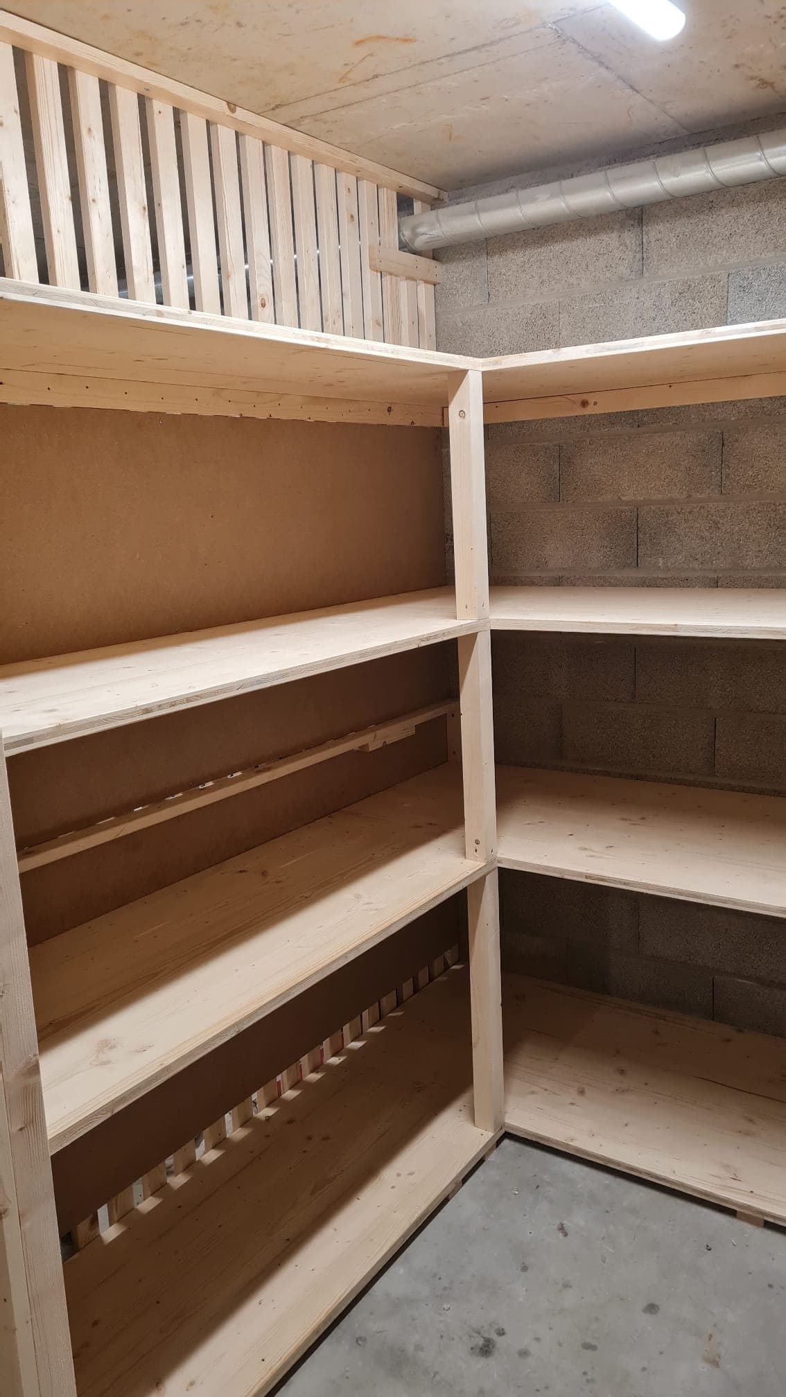 Étagères de caves sur mesure